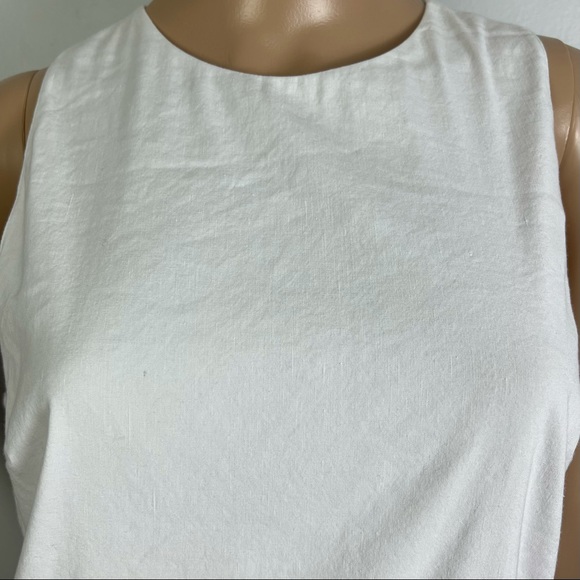 NEW VINCE WHITE SLEEVELESS ROMPER - Picture 4 of 10